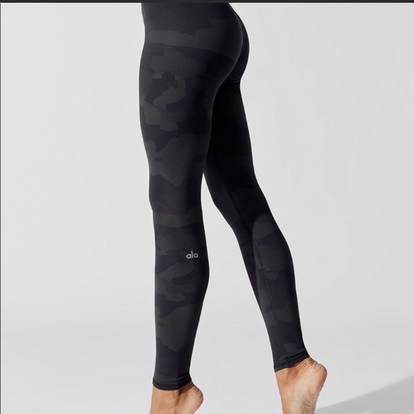 ALO Yoga CAMO High Waist VAPOR Black Gray Full Length Leggings Sz XS - Picture 10 of 16